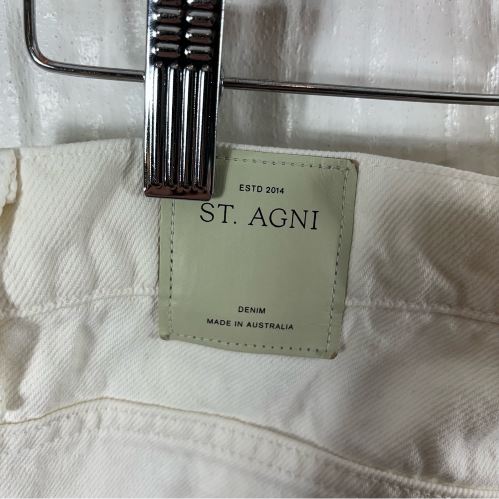AMO Mid Rise Twist Jeans in Sea Salt 26 - Picture 8 of 8